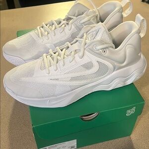 Nike Giannis immortality 3 White Athletic Sneakers